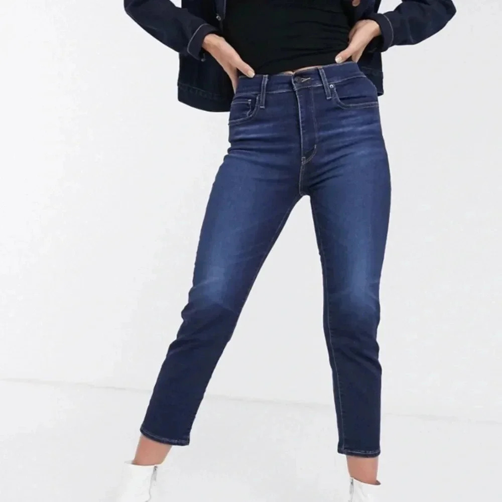 NEW LEVI’S 724 High Rise Straight Cropped Dark Wash Indigo Blue Jeans 24